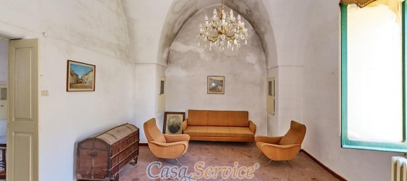 Здание с 12 комнатами в Alezio, Италия № 236443 5