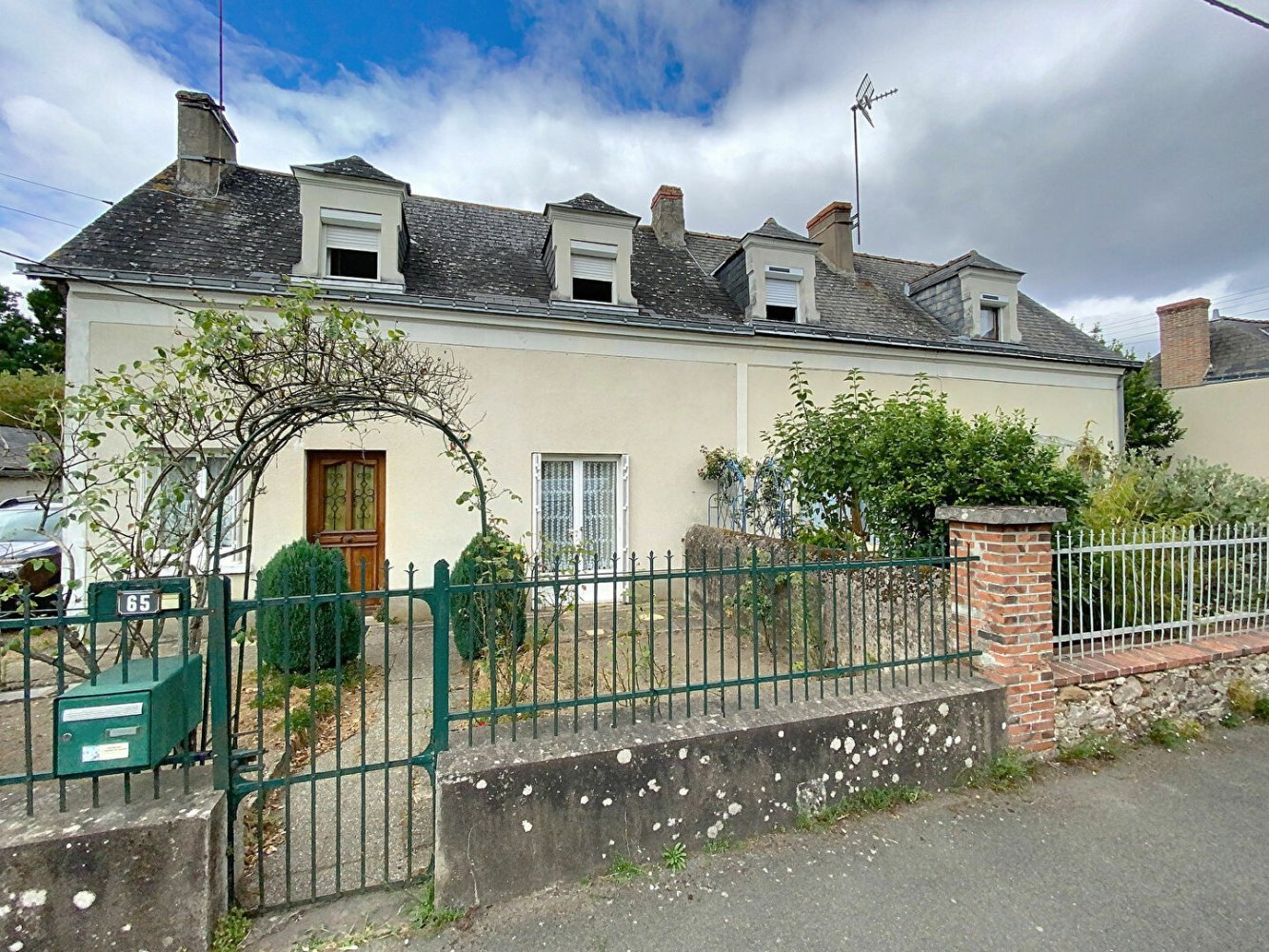 2 غرف نوم منزل في Tierce, France رقم 283686