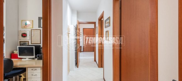 Apartamento de 4 dormitorios en San Pietro in Casale, Italy No. 321826 18