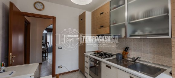 Apartamento de 4 dormitorios en San Pietro in Casale, Italy No. 321826 24