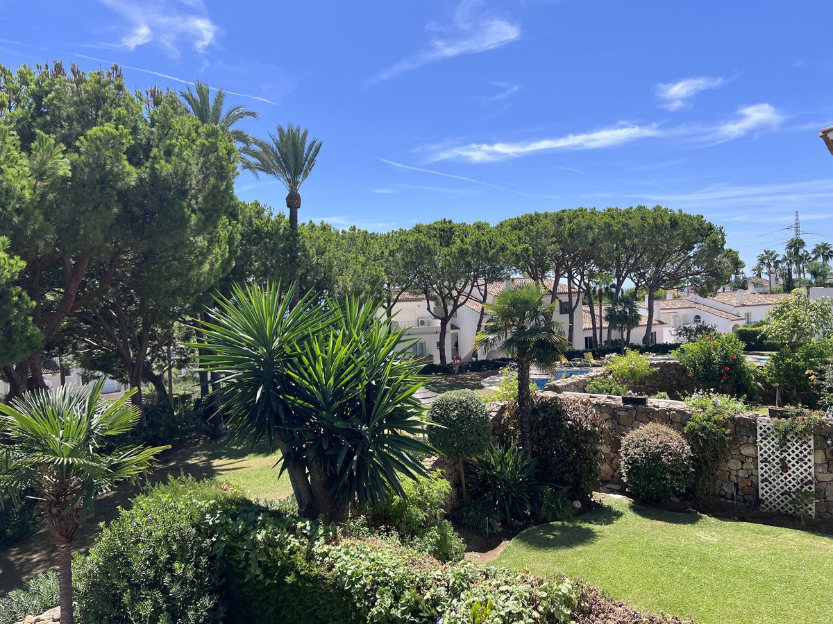 2 Schlafzimmer Wohnung in Estepona, Spain, Nr. 204119