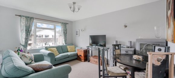 Apartamento de 1 dormitorio en Ashtead, United Kingdom No. 9764 2