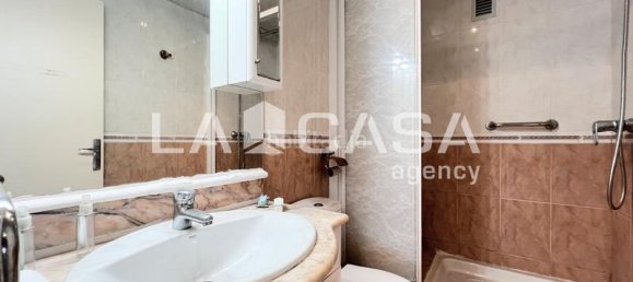 4 غرف نوم شقة في Badalona, Spain رقم 138593 19