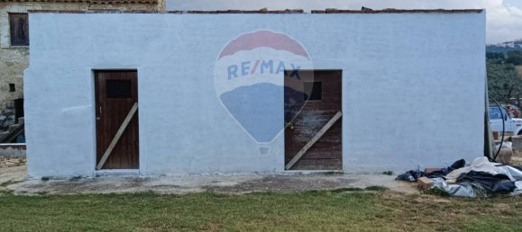 Дом с 2 спальнями в Арки, Италия № 272320 12