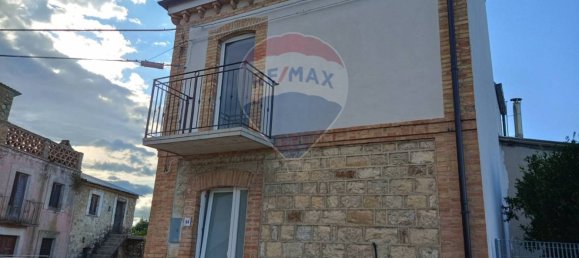 Дом с 2 спальнями в Арки, Италия № 272320 8