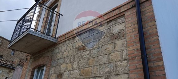 Дом с 2 спальнями в Арки, Италия № 272320 9