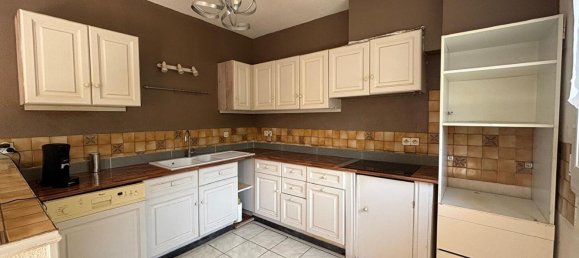 5 bedrooms House in Carcassonne, France No. 309035 2