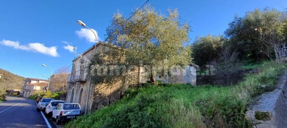 2 bedrooms House in Naso, Italy No. 69670 2