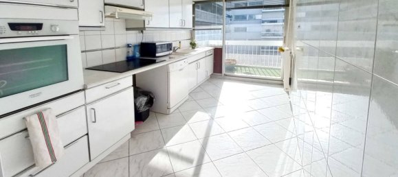 Apartamento de 3 dormitorios en Creteil, France No. 117360 5