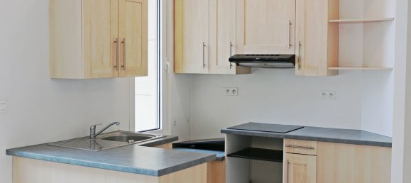 2 chambres Appartement à Châteauneuf-sur-Loire, France No. 86231 2