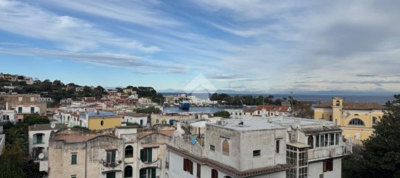 3 rooms Apartment in Ischia, Italy No. 136067 11