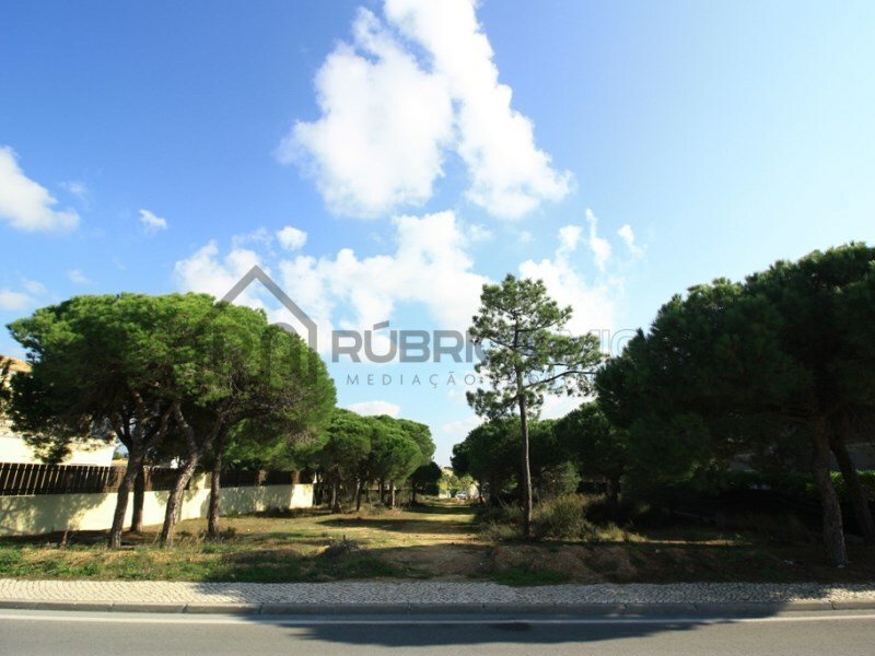  قطعة أرض في Almancil, Portugal رقم 107374