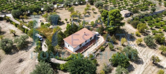 2 bedrooms Villa in Noto, Italy No. 134049 13