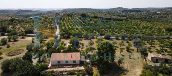 2 bedrooms Villa in Noto, Italy No. 134049 3