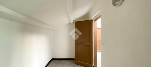 Apartamento de 2 habitaciónes en Savona, Italy No. 15512 31