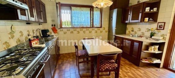 3 Schlafzimmer Villa in Vinovo, Italy, Nr. 62901 8