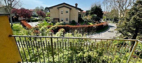 3 Schlafzimmer Villa in Vinovo, Italy, Nr. 62901 29