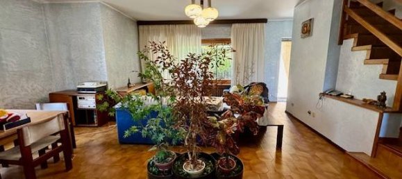 3 Schlafzimmer Villa in Vinovo, Italy, Nr. 62901 6