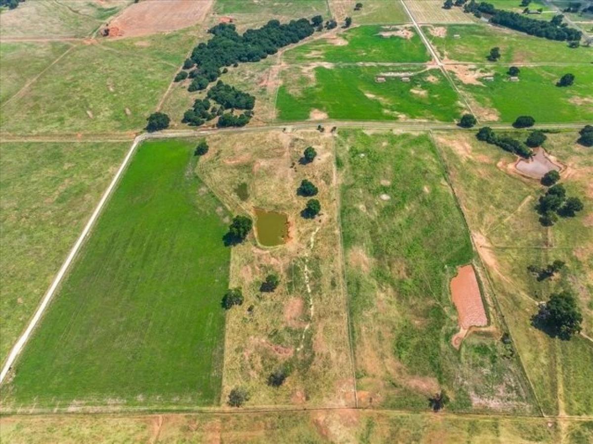  Land in Purcell, USA No. 538788