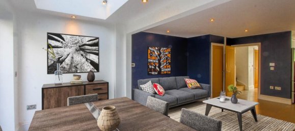 Casa T4 em Cheltenham, United Kingdom N.º 13585 2