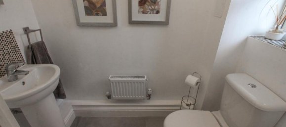 Casa T4 em Cheltenham, United Kingdom N.º 13585 14