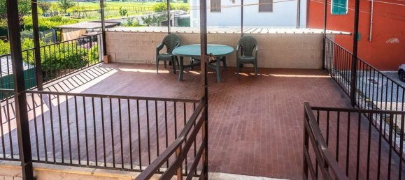 5 bedrooms Apartment in Chiesina Uzzanese, Italy No. 381804 14