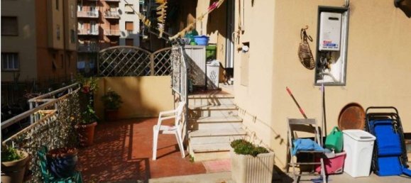 4 rooms Apartment in Genoa, Italy No. 259970 3