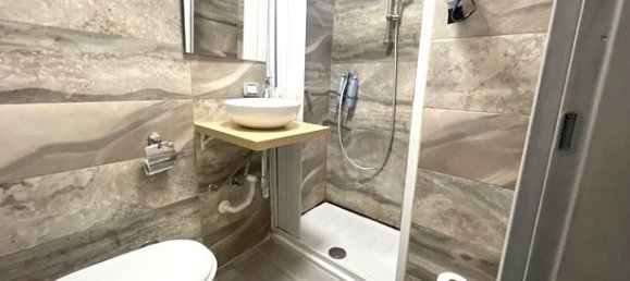 2 bedrooms Apartment in Naples, Italy No. 226684 8