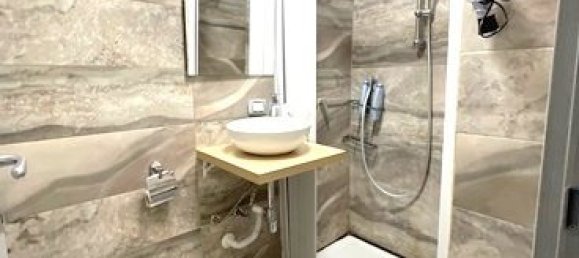 2 bedrooms Apartment in Naples, Italy No. 226684 7