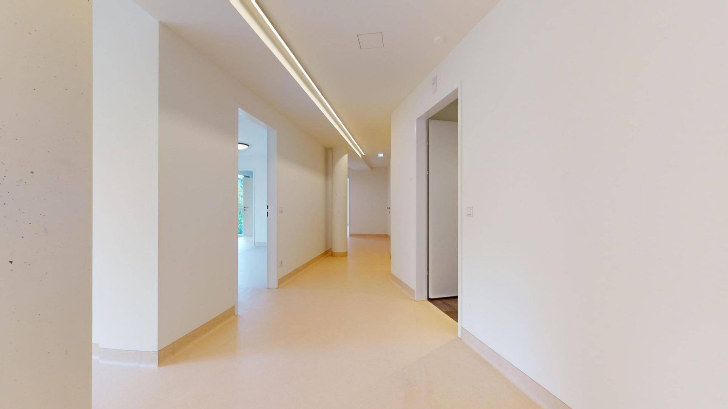 Oficina en Saalfelden am Steinernen Meer, Austria 127 m² No. 140811