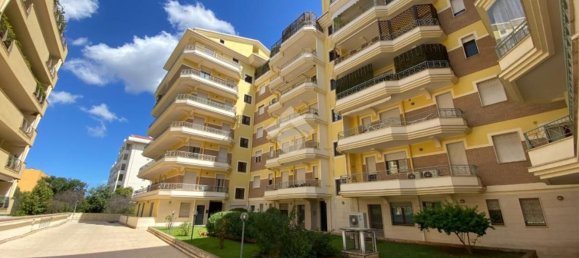 Квартира с 3 спальнями в Сассари, Италия № 343426 7