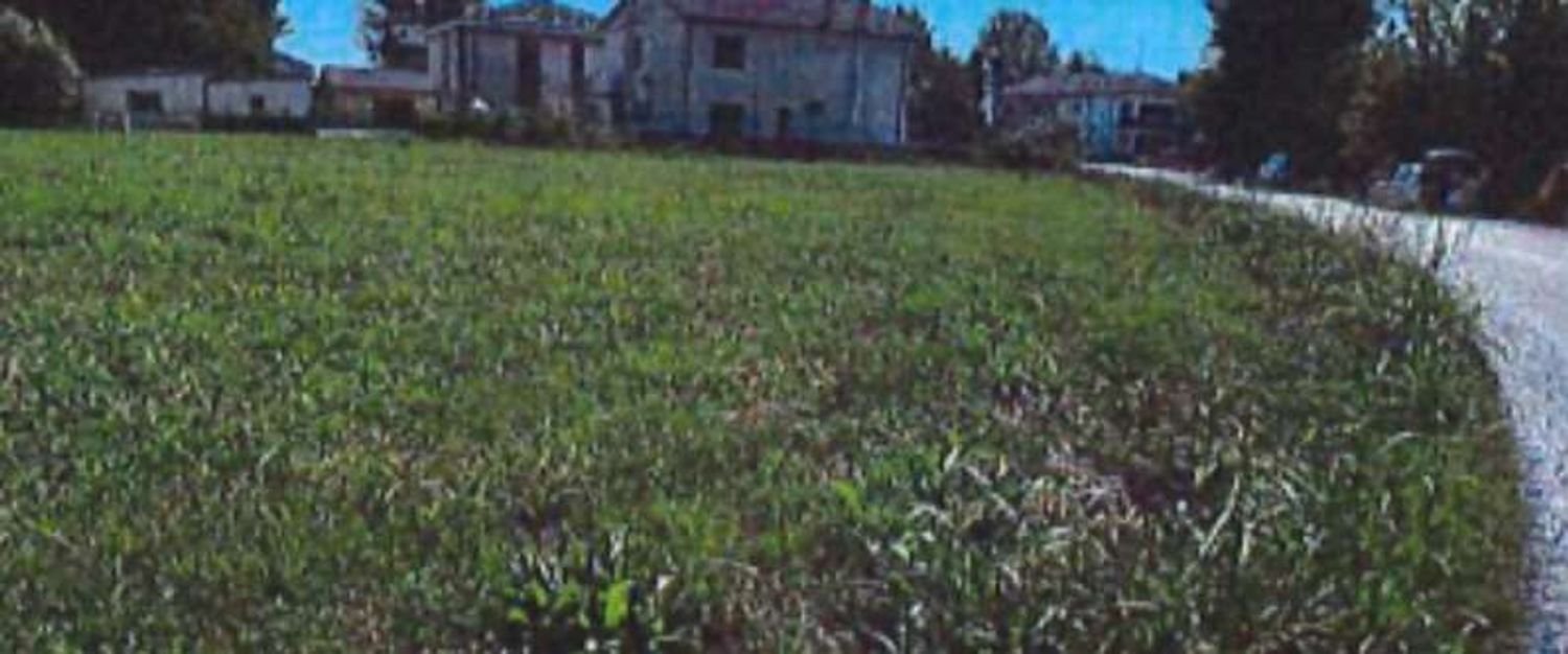 5116m² Land in Bondeno, Italy No. 301152
