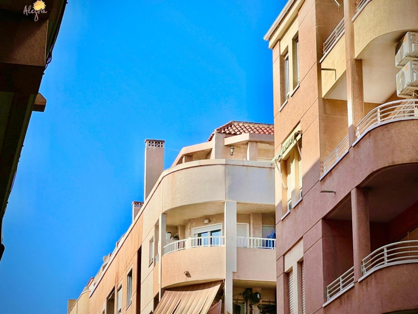 3 bedrooms Penthouse in Torrevieja, Spain No. 284208