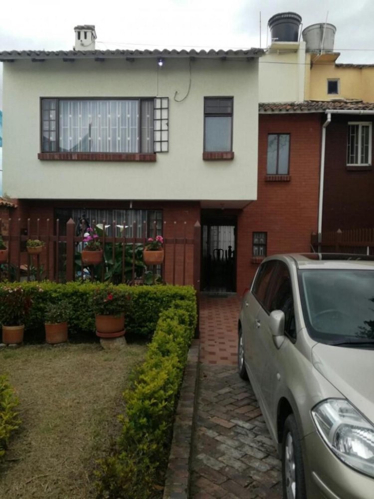 Дом с 4 спальнями в Кундинамарка, Колумбия № 6331