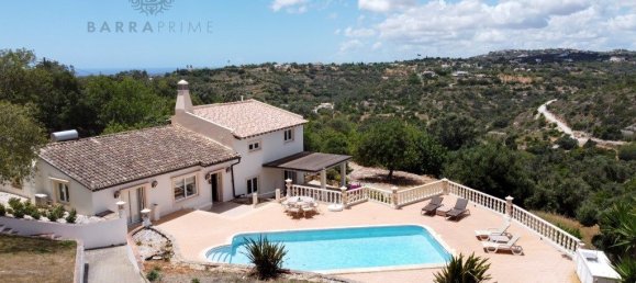 5 bedrooms Villa in Loule, Portugal No. 203851 2