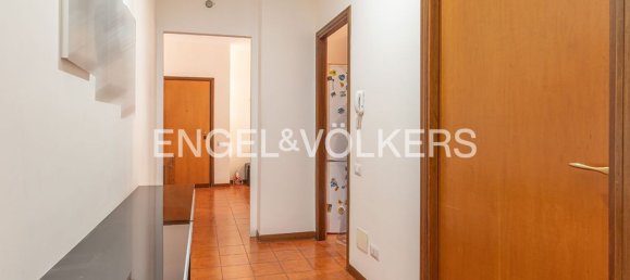 3 rooms Apartment in Rome, Italy No. 63823 10