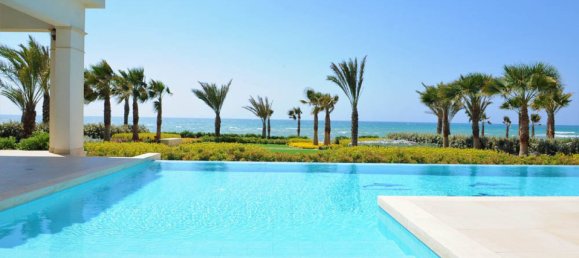 5 bedrooms Villa in Larnaca, Cyprus No. 24790 8