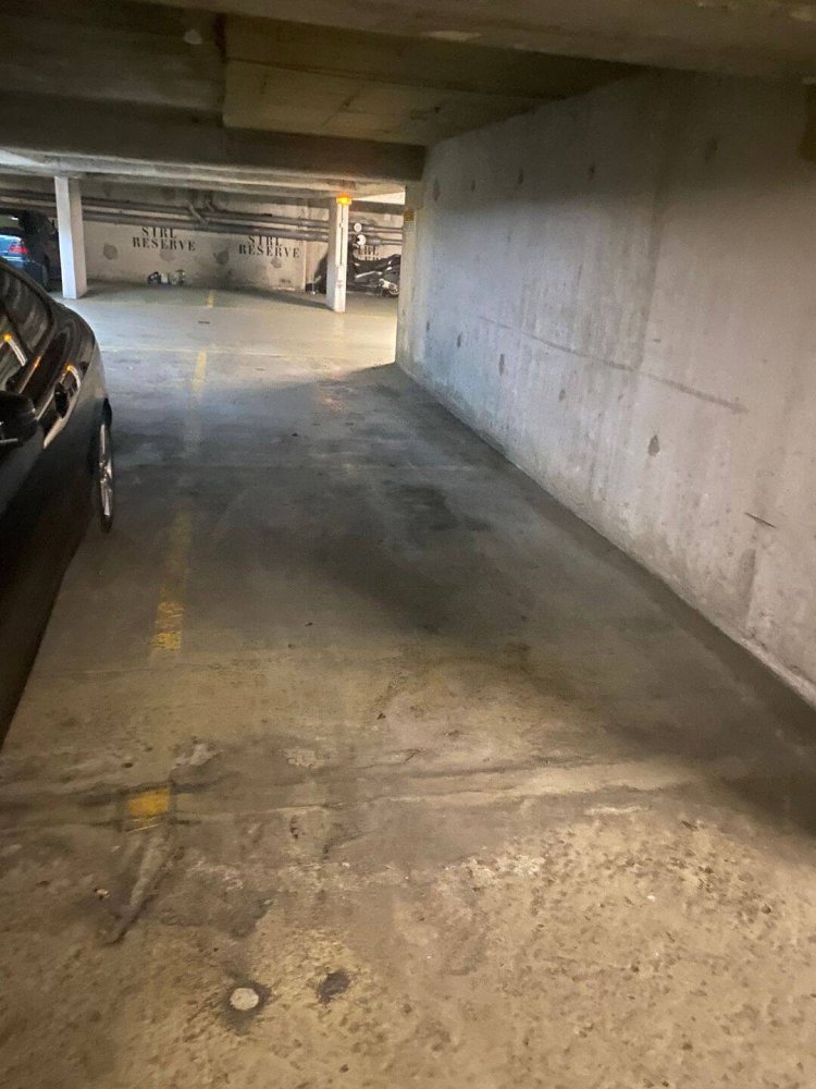 12m² Parking in Issy-les-Moulineaux, France No. 334300