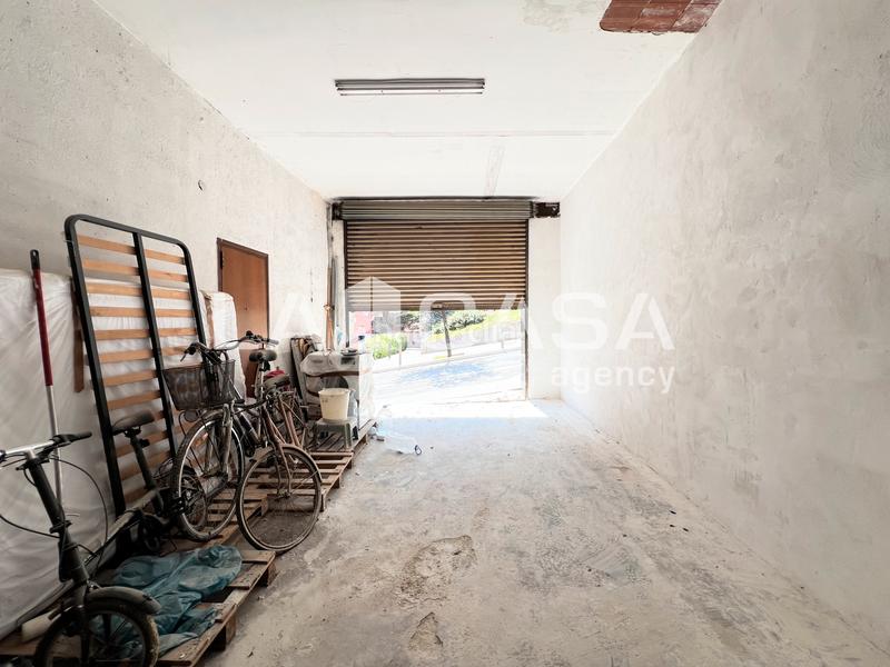  عقار تجاري في Badalona, Spain 41متر مربع رقم 171429