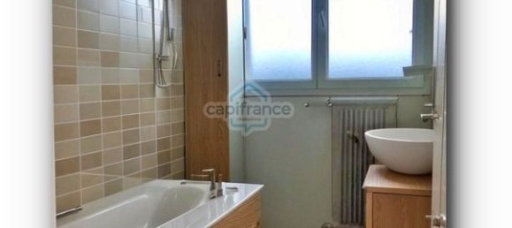 2 bedrooms Apartment in Vierzon, France No. 252116 12