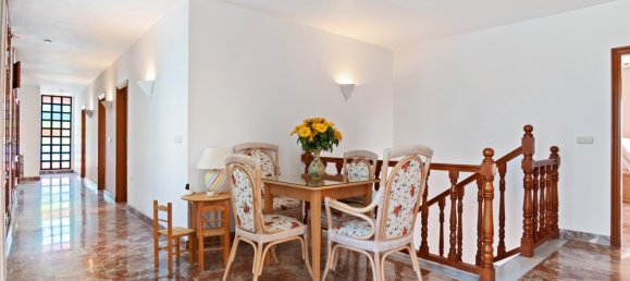 7 bedrooms Villa in Alicante, Spain No. 11740 13