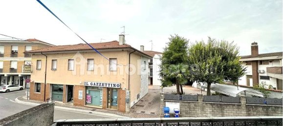 Apartamento de 5 habitaciónes en Udine, Italy No. 119392 17