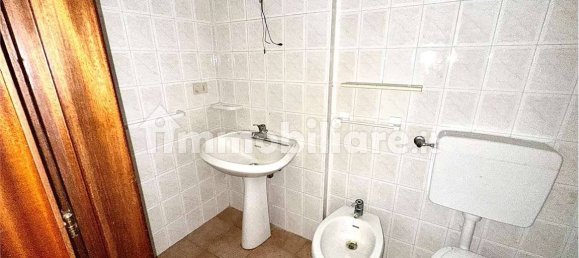 Apartamento de 5 habitaciónes en Udine, Italy No. 119392 4