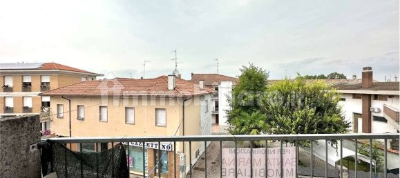 Apartamento de 5 habitaciónes en Udine, Italy No. 119392 10