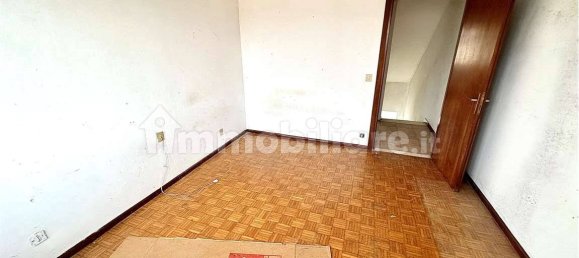 Apartamento de 5 habitaciónes en Udine, Italy No. 119392 6