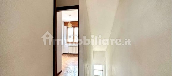 Apartamento de 5 habitaciónes en Udine, Italy No. 119392 9
