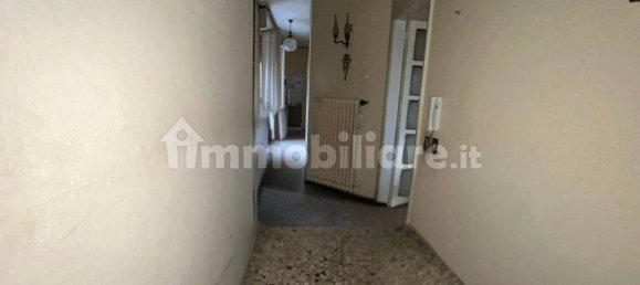 Apartamento T2 em Modena, Italy N.º 219103 2
