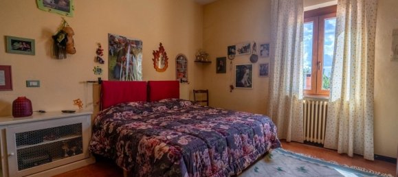 4 bedrooms Villa in Siena, Italy No. 196389 23