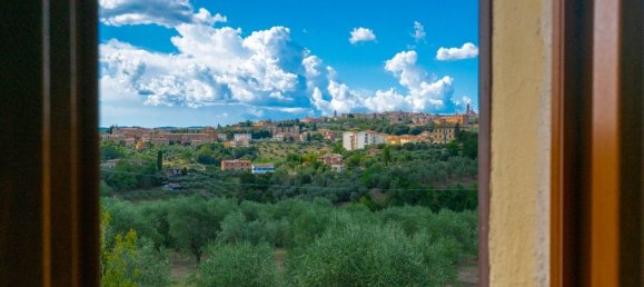 4 bedrooms Villa in Siena, Italy No. 196389 26