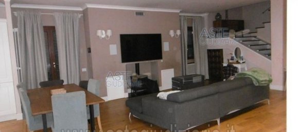 Casa de 11 habitaciónes en Rome, Italy No. 33316 24